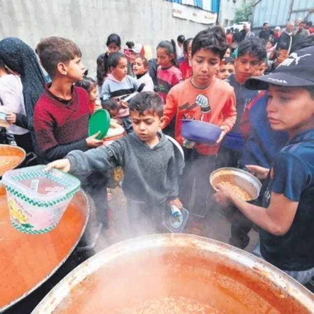 400 bin kişi göç etti