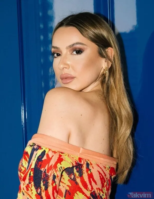 Hadise kırmızılar içinde! Mehmet Dinçerler'in eski eşi o dansıyla çok konuşulmuştu! Paylaştığı videoda... - 1