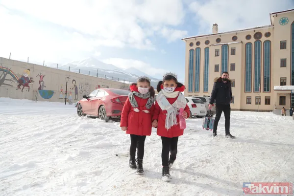 SON DAKİKA: Yüz yüze eğitim ne zaman? Yüz yüze eğitim bu sabah başladı - 23