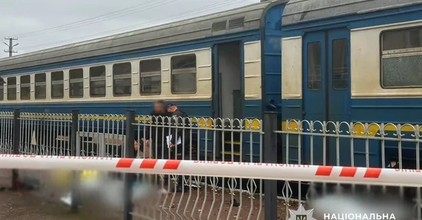 Ukrayna'da tren istasyonuna saldırı! Saldırgan bombayı patlattı: Ölü ve yaralılar var