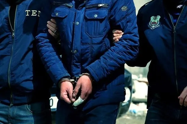 FETÖ'nün mahrem imamlarına ceza yağdı!