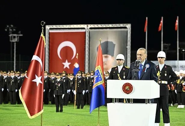 baskan-erdogan-jandarma-ve-sahil-guvenlik-akademisi-subay-ve-astsubay-mezuniyet-toreninde-onemli-aciklamalarda-1692741745634.jpeg