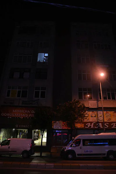 Bağcılar'da iş merkezi soygunu! Kasayı alıp kaçtılar-2