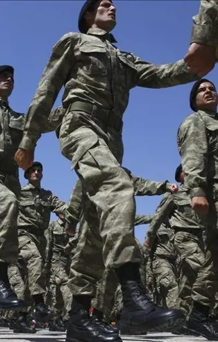 "Bedelli askerlik ücreti düşürülsün" tartışmaları sonrası MSB kaynaklarından son dakika açıklaması