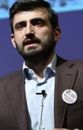 Selçuk Bayraktar ilk kez paylaştı! "O anda tüm ekip gönüllü oldu"