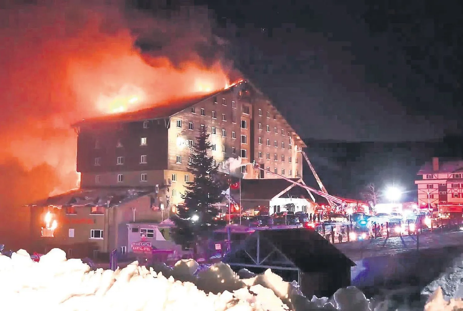 Battaniye tutun bebeğimi atacağım