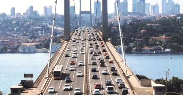 Ulaştırma ve Altyapı Bakanı Abdulkadir Uraloğlu, duyurdu! 15 Temmuz Şehitler Köprüsü’nden 2.5 milyar araç geçti
