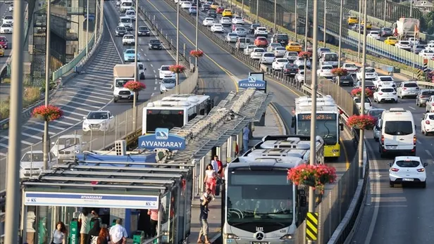 19-mayis-toplu-tasima-ucretsiz-mi-19-mayis-yarin-otobus-metro-metrobus-marmaray-iett-ucretsiz-mi-bedava-mi-1652876912976.jpg