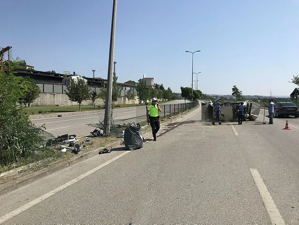 1626606619024.jpg Karabük'te korkunç kaza! İki otomobil çarpıştı: 4 yaralı-4