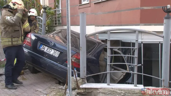 Olmaz demeyin oldu! Ümraniye'de balkona araba düştü - 8