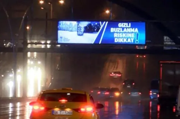 Ankara’da sağanak yağış etkili oldu! Vatandaşlar zor anlar yaşadı | HAVA DURUMU