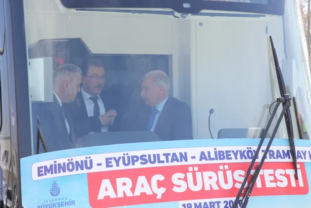 Eminönü-Eyüpsultan-Alibeyköy Tramvay Hattı ve Mahmutbey-Mecidiyeköy Metro Hattının test sürüşleri gerçekleştirdi-4