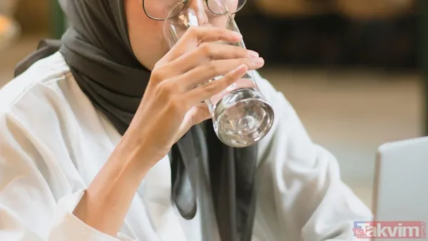 Susuz kaldığınızı nasıl anlarsınız? Canan Karatay’dan uyarı: “Bu renkse tehlike var!” - 7