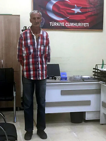 tegmenimizi-sehit-eden-kacakcilar-30-yil-sonra-suriyede-yakalandi-1593848061327.jpg Hatay'da teğmenimizi şehit eden kaçakçılar, 30 yıl sonra Suriye'de yakalandı-2