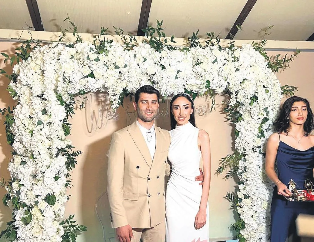 Mutluluk ’buse’si