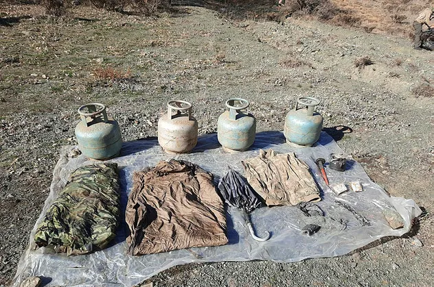 Tunceli’de teröristlerin kullandığı 7 sığınak imha edildi
