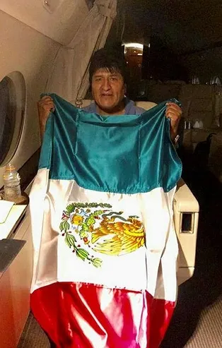 Son dakika: Bolivya eski Devlet Başkanı Evo Morales Meksika'ya sığındı