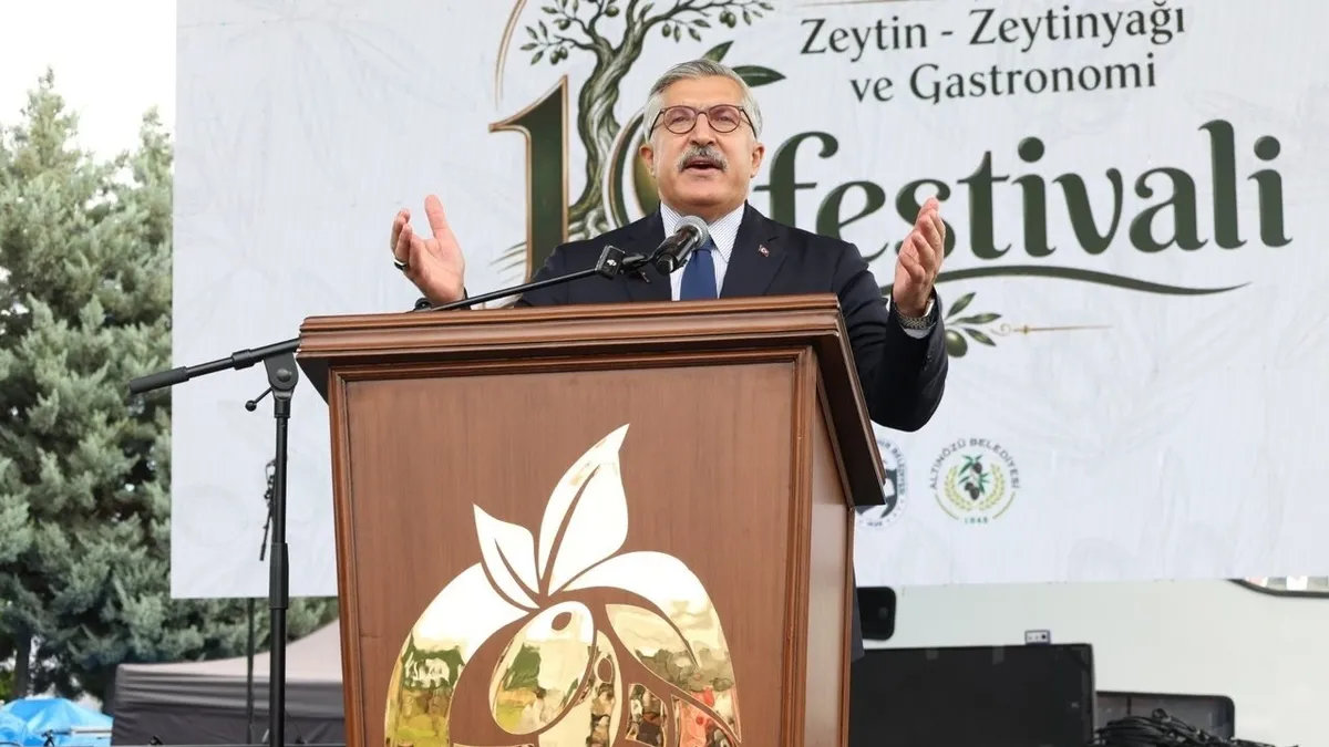 Hüseyin Yayman'dan Hatay'da yeni anayasa çağrısı! Başkan Erdoğan'ın adaylığına ilişkin net mesaj: "Cumhur İttifakı'nın adayı Erdoğan'dır"