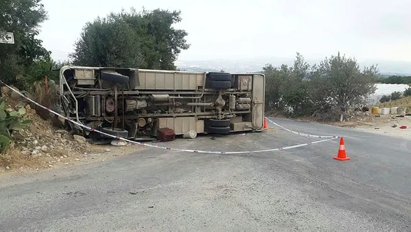 1625203687271.jpg SON DAKİKA: Mersin'de işçileri taşıyan midibüs devrildi: 1 ölü, 14 yaralı-1