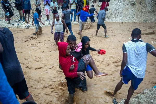Marco Kasırgası ve Laura Tropik Fırtınası Haiti ve Dominik'i vurdu! ABD'ye doğru ilerliyor-5