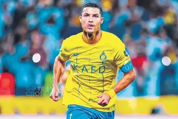 Dünyaca ünlü futbolcu Cristiano Ronaldo sosyal medyada da şampiyon