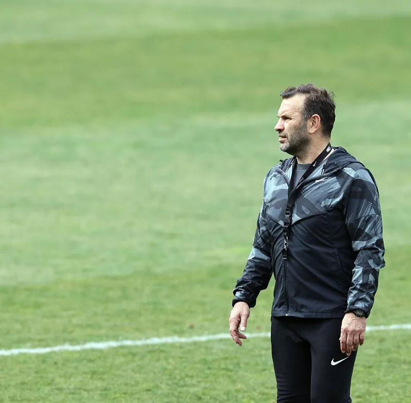 Galatasaray sahneye çıkıyor! İşte Okan Buruk'un Kasımpaşa maçı 11'i - 17