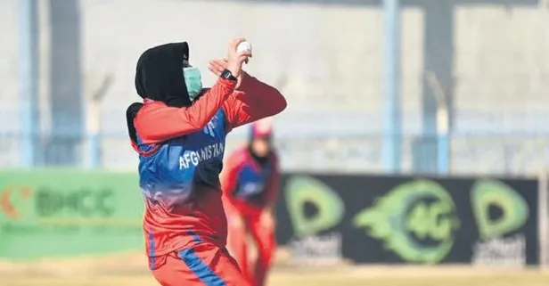 Maksat spor olmasın! Taliban’dan kadınlara kriket yasağı