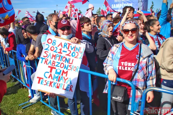 Yenikapı'da bordo-mavi coşku! Trabzonspor taraftarından ışık şov - 35
