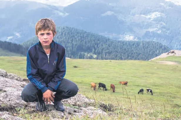 kahramana-muhtesem-gala-iyi-ki-varsin-eren-1640903572160.jpeg Kahramana muhteşem gala! İyi ki varsın Eren-2