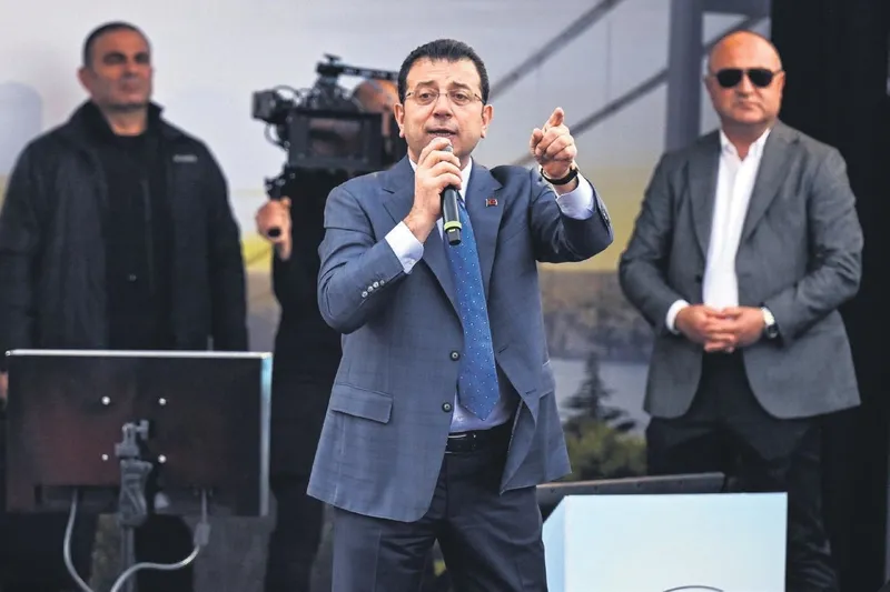 İstasyonlarda perişan olan on binler! Ters giden merdivenler I 31 Mart'ta İstanbullunun çilesi bitecek-2