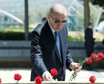 Son dakika: Başkan Erdoğan Bakü’de şehitlikleri ziyaret etti