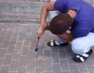Kaldırımın altından mucize çıktı!