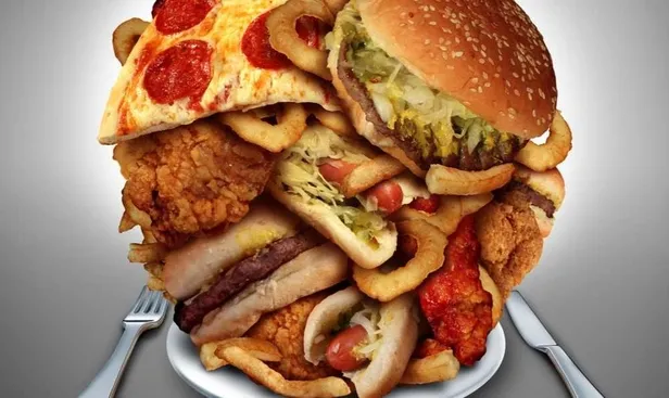 dr-behzat-ozkan-uyariyor-sagliksiz-beslenmeden-uzak-durun-1638045153130.jpeg Dr. Behzat Özkan uyarıyor! Sağlıksız beslenmeden uzak durun-7