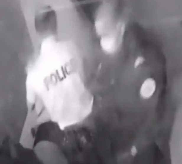 Fransa'da polis vahşeti! Türk asıllı vatandaşın nefessiz kalarak öldüğü anın görüntüsü ortaya çıktı-3