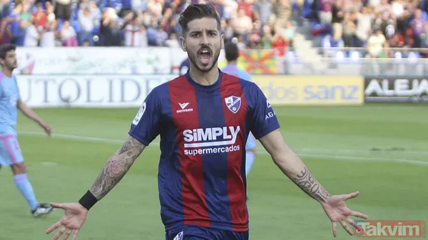 Alvaro Vadıllo 25 Yaşındaki İspanyol Futbolcu, Kariyerine Betis Altyapısında Başladı. 2018'De Huesca'dan Granada'ya Transfer Olan Vadillo, Bu Sezon 26 Maça...