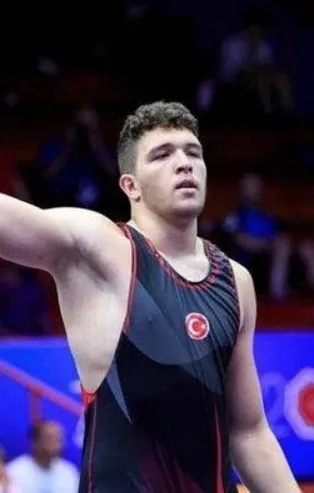Dünya Yıldızlar Şampiyonası'nda Muhammet Hamza Bakır'dan altın madalya