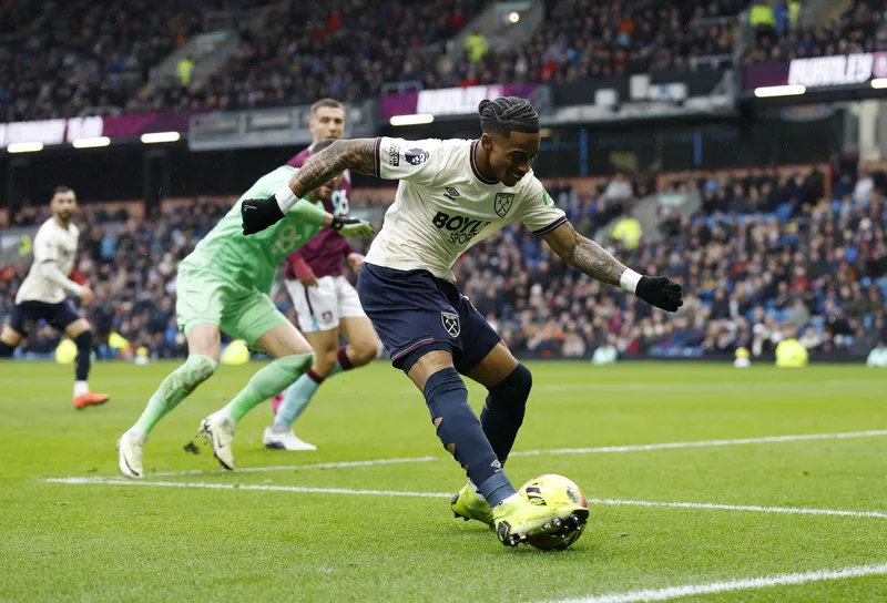Londra’da dev randevu: West Ham Premier Lig'de Manchester United'ı ağırlıyor-6