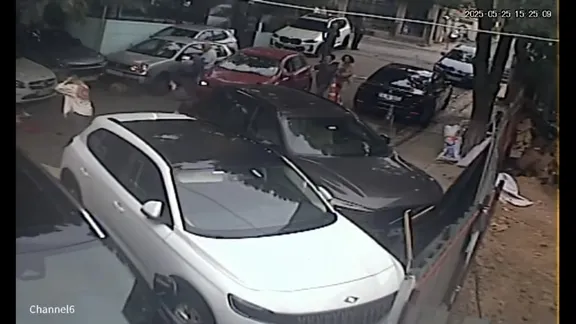 Üsküdar’da feci kaza: Yayayı havaya fırlattı!