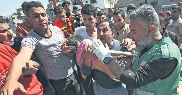 İsrail Gazze’de yine çadırları hedef aldı: 1’i bebek 14 Filistinli’yi katletti!