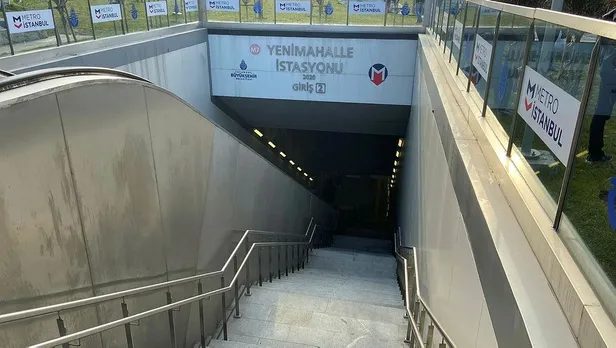 Son dakika: Mecidiyeköy-Mahmutbey metro hattında trafo yangını metro seferlerini aksattı-3