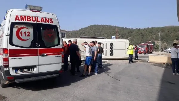 Mersin'de Akkuyu Nükleer Güç Santrali işçilerinin servisi devrildi: 11 yaralı! Peş peşe servis kazaları dikkat çekiyor-4
