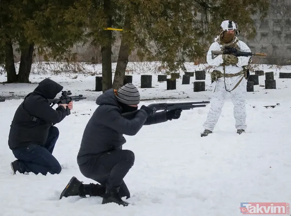 SON DAKİKA: Rusya Ukrayna son durum | Ukrayna sivilleri böyle eğitiyor - 30