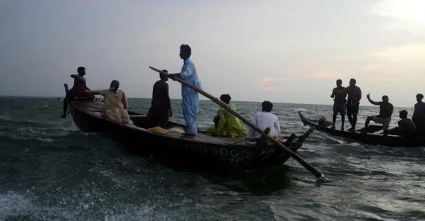Pakistan’da tekne alabora oldu: 10 ölü