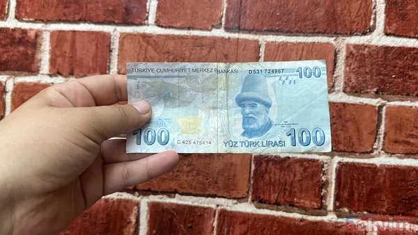 Parayı ortadan kesen dolandırıcılar, sahte para ile birleştirerek 100 lirayı 2 farklı 100 lira yaparak piyasaya sürdükleri öğrenildi. Erkek Kuaförü Bilal...
