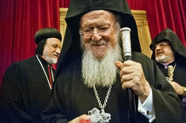Fener Rum Patriği Bartholomeos koronavirüse yakalandı