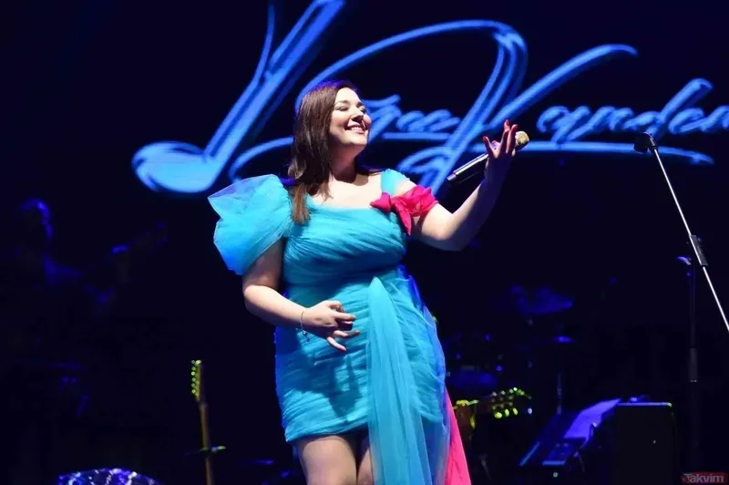 7-gunde-3-kilo-verdiren-tugce-kandemir-diyeti-28lik-sarkici-63-kiloya-fisek-gibi-dustu-1-fincan-yesil-cay-ile-1719823610221.jpeg 7 günde 3 kilo verdiren Tuğçe Kandemir diyeti! 28'lik şarkıcı 63 kiloya fişek gibi düştü! "1 fincan yeşil çay ile..."-2