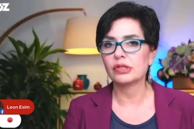 CHP yandaşı Özlem Gürses terörist Ahlam Albashır'ın yalan ifadesiyle terör örgütü YPG/PKK'yı aklamaya çalıştı!
