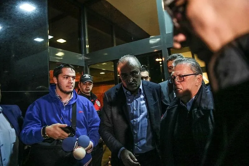 Ölüm haberi Mesut Yılmaz ve eşine verildi