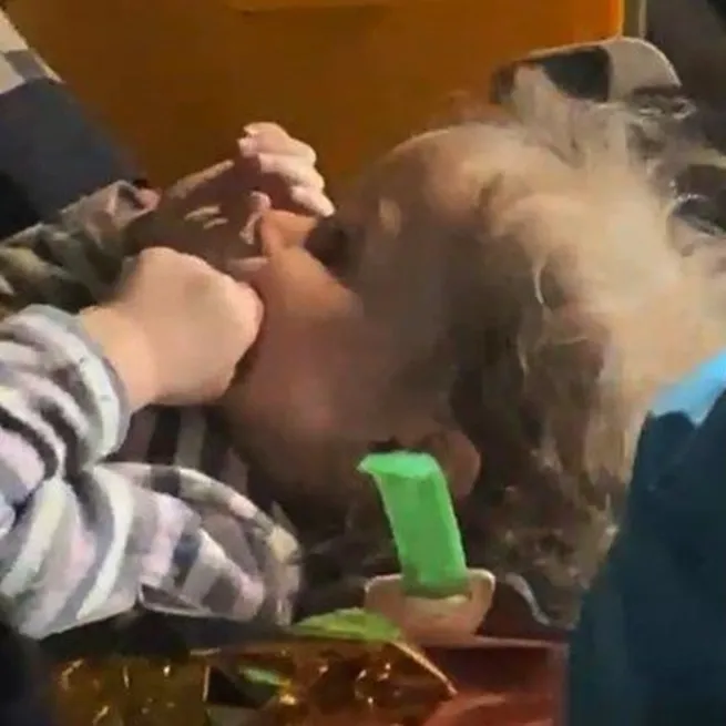 1,5 yaşındaki Sela bebek ve ailesi depremden 96 saat sonra enkazdan kurtarıldı!