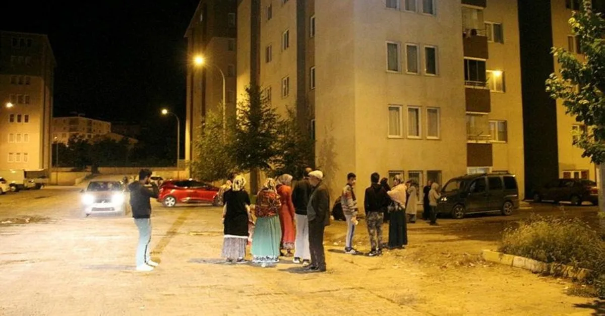 Son Dakika Erzurum Da 4 3 Buyuklugunde Deprem Takvim